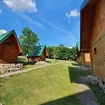 Üdülőközpont Grand Tara Rafting *