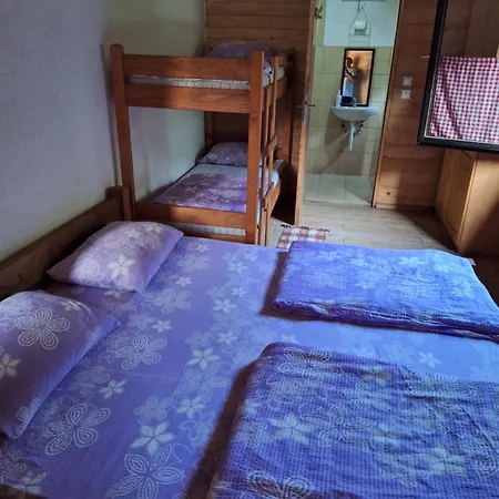 Grand Tara Rafting Station touristique