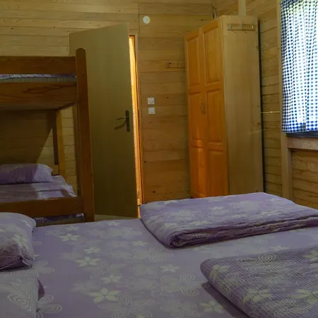 Grand Tara Rafting Station touristique